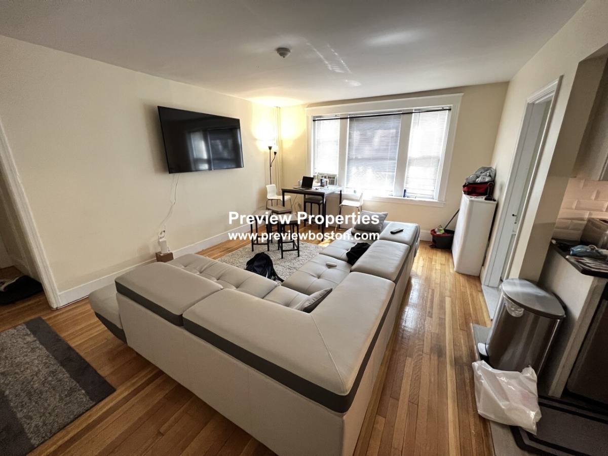 Apartment for rent at 1607 Commonwealth Ave #9P, Brighton, MA 02135