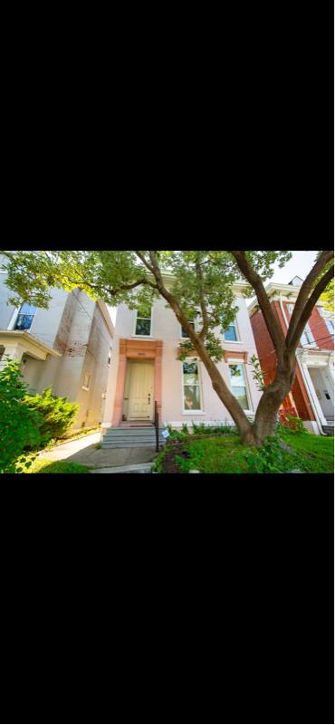 Apartment for rent at 1033 S Brook St #2, Jeffersonville, IN 47190