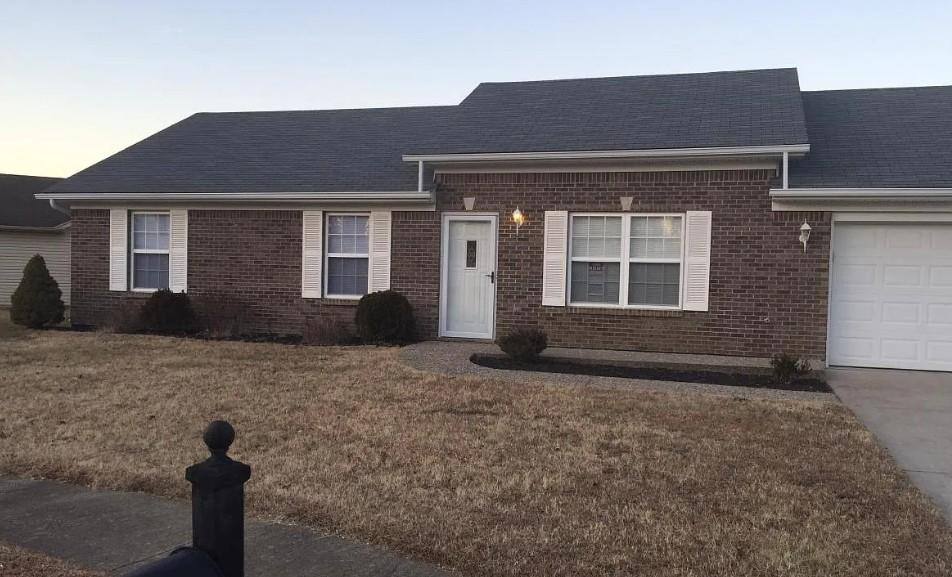 House for rent at 403 Parker Place, Jeffersonville, IN 47130