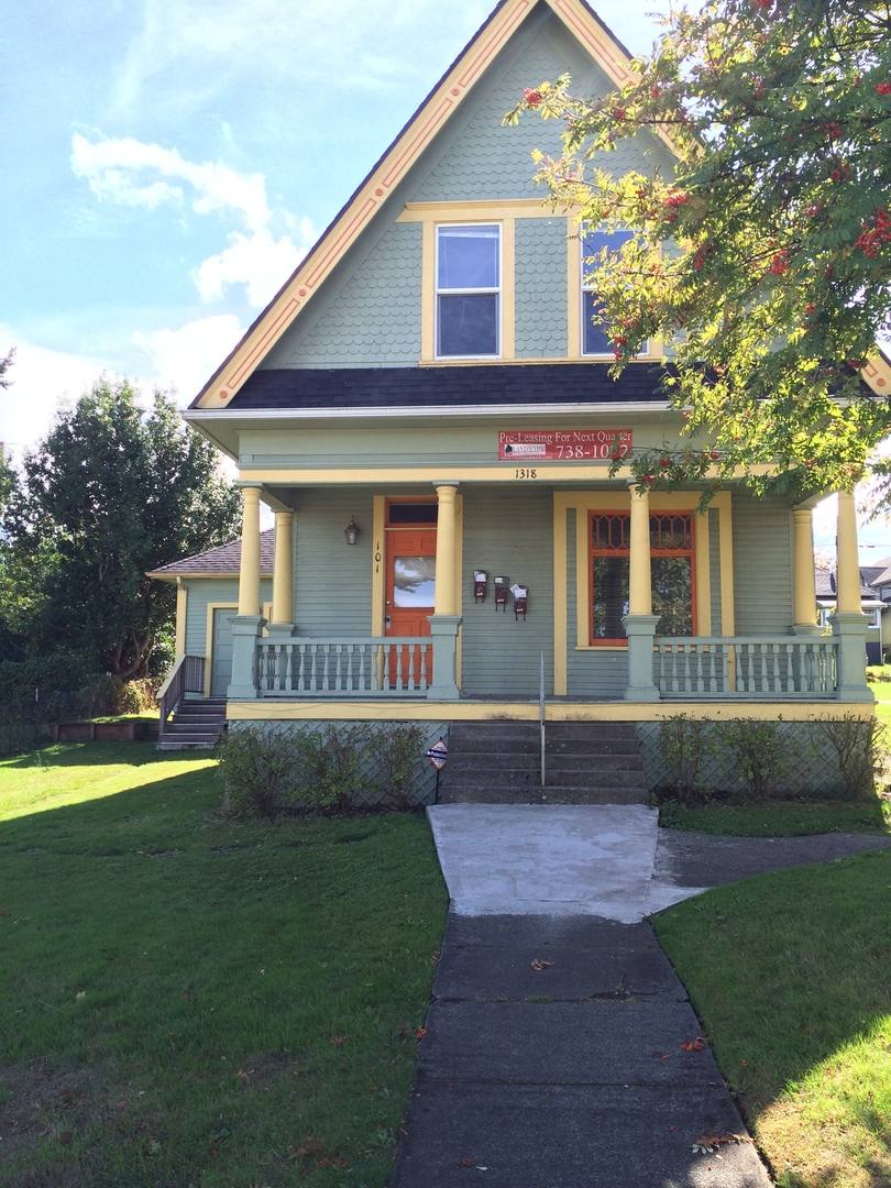 Apartment for rent at 1318 High St, Bellingham, WA 98225