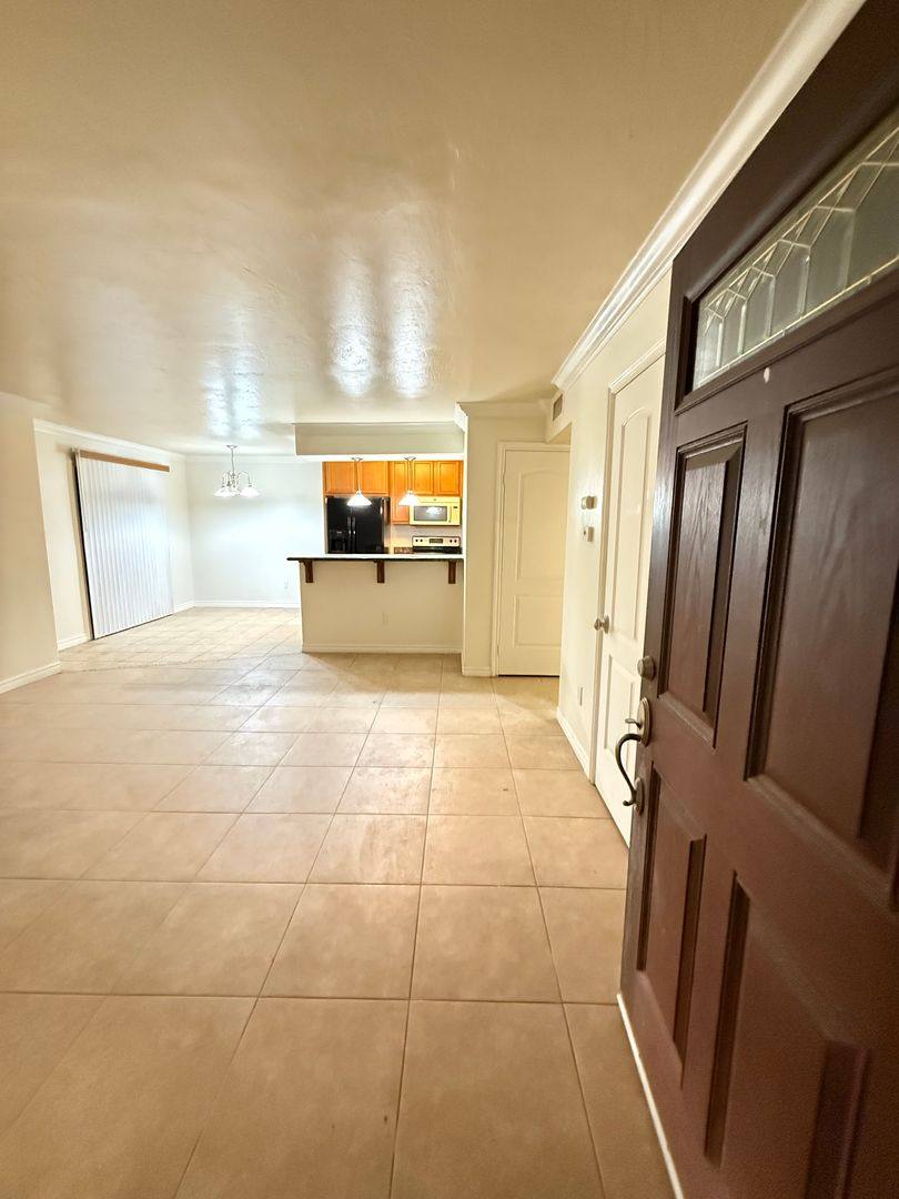 Condo for rent at 3700 Q St, Bakersfield, CA 93301