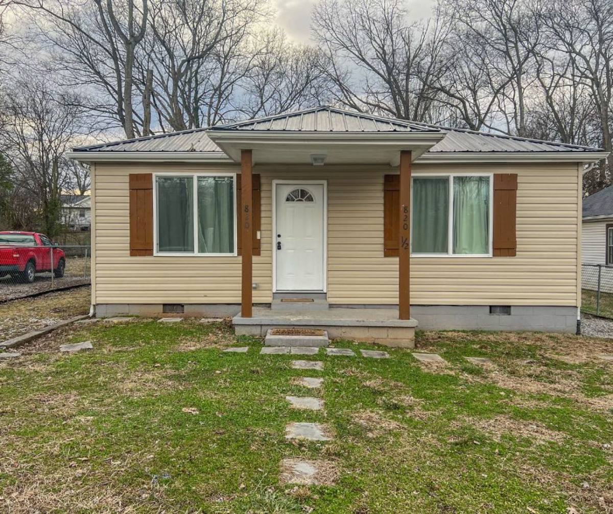 House for rent at 820 Gracey Ave, Clarksville, TN 37040