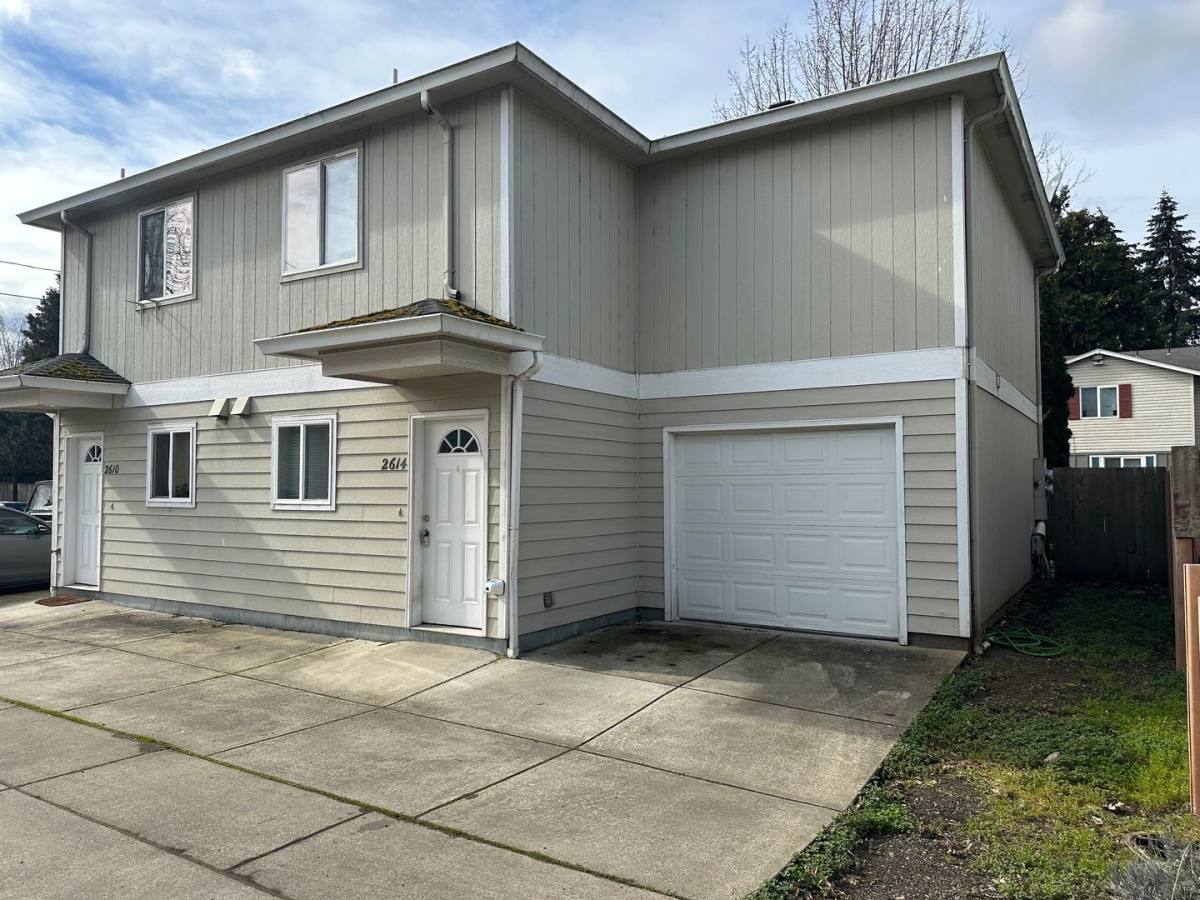 House for rent at 2614 Green Villa Lane, Eugene, OR 97404