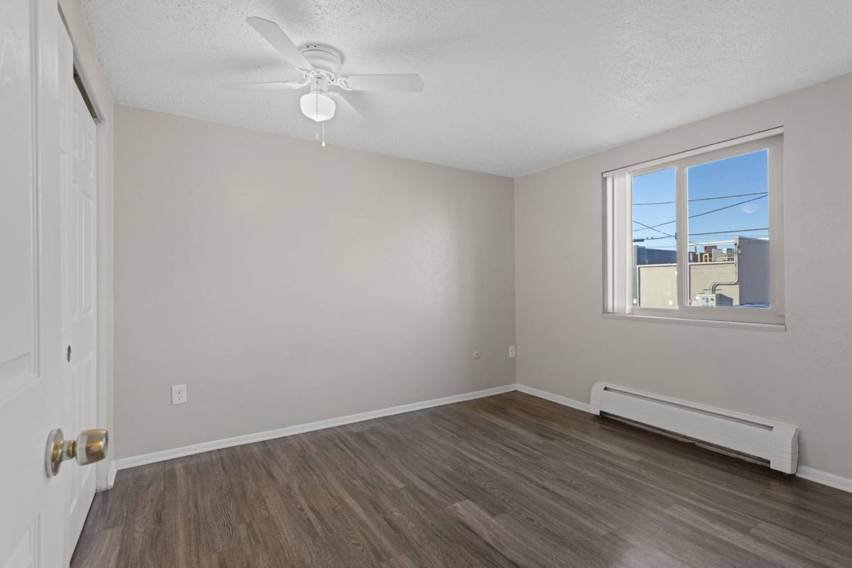 Apartment for rent at 3555 S Pennsylvania St, Englewood, CO 80113