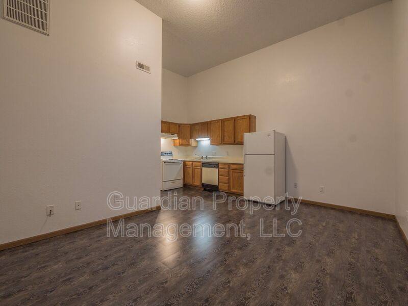 Apartment for rent at 307 N Market #5, Maryville, MO 64468