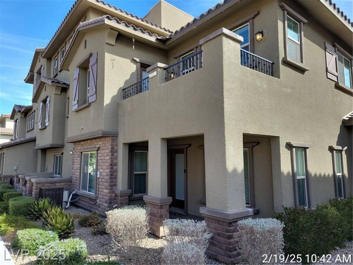 Townhouse for rent at 129 Lomita Heights Dr, Las Vegas, NV 89138
