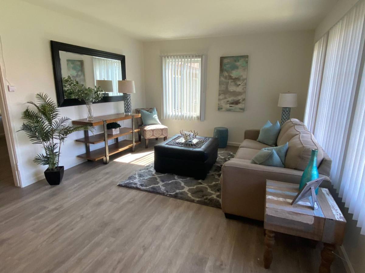 Apartment for rent at 645 W Pomona Blvd, Monterey Park, CA 91754