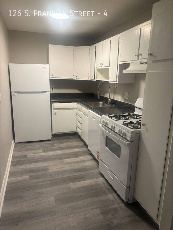 Apartment for rent at 126 S Franklin St #4, Delaware, OH 43015