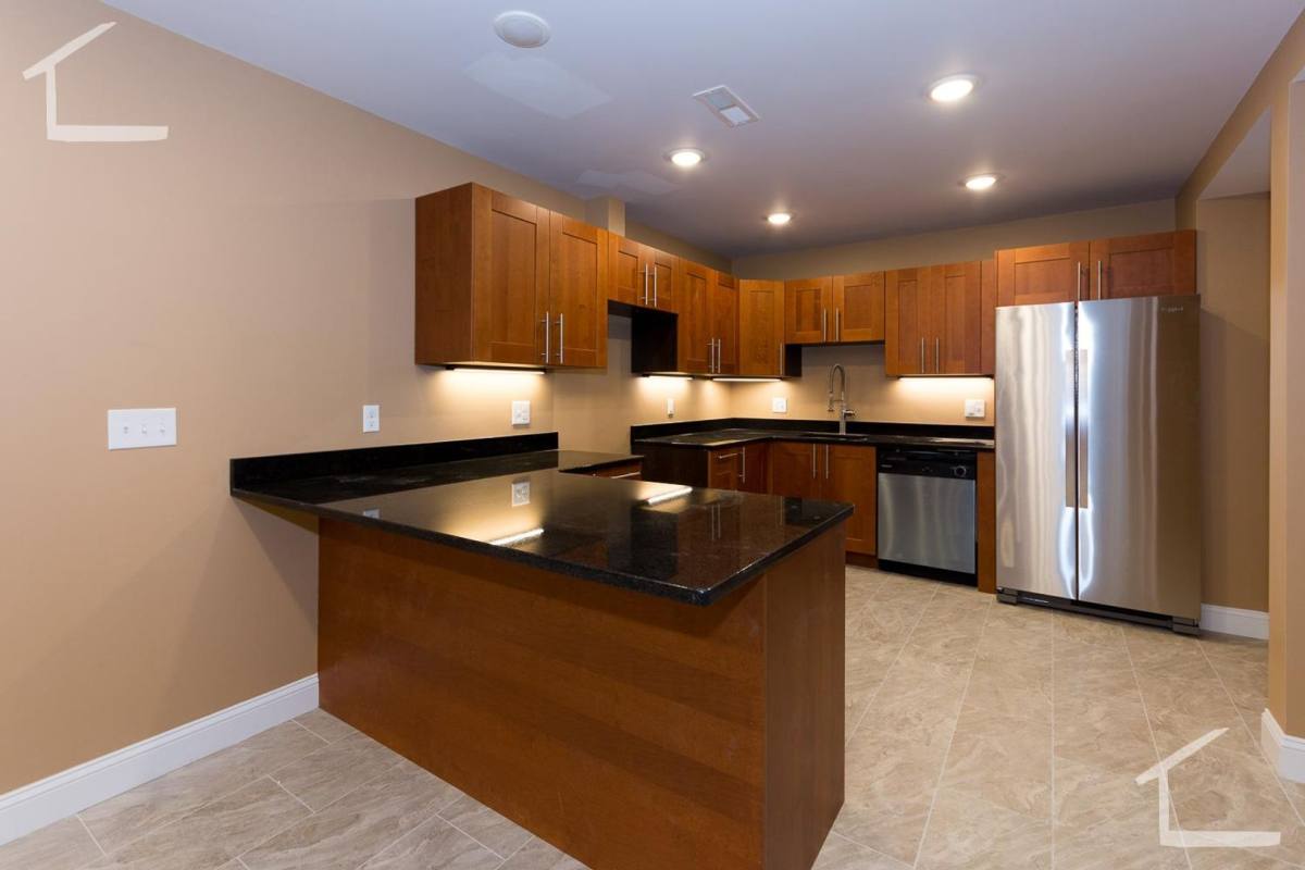 Townhouse for rent at 3 Linden St #3, Brookline, MA 02445
