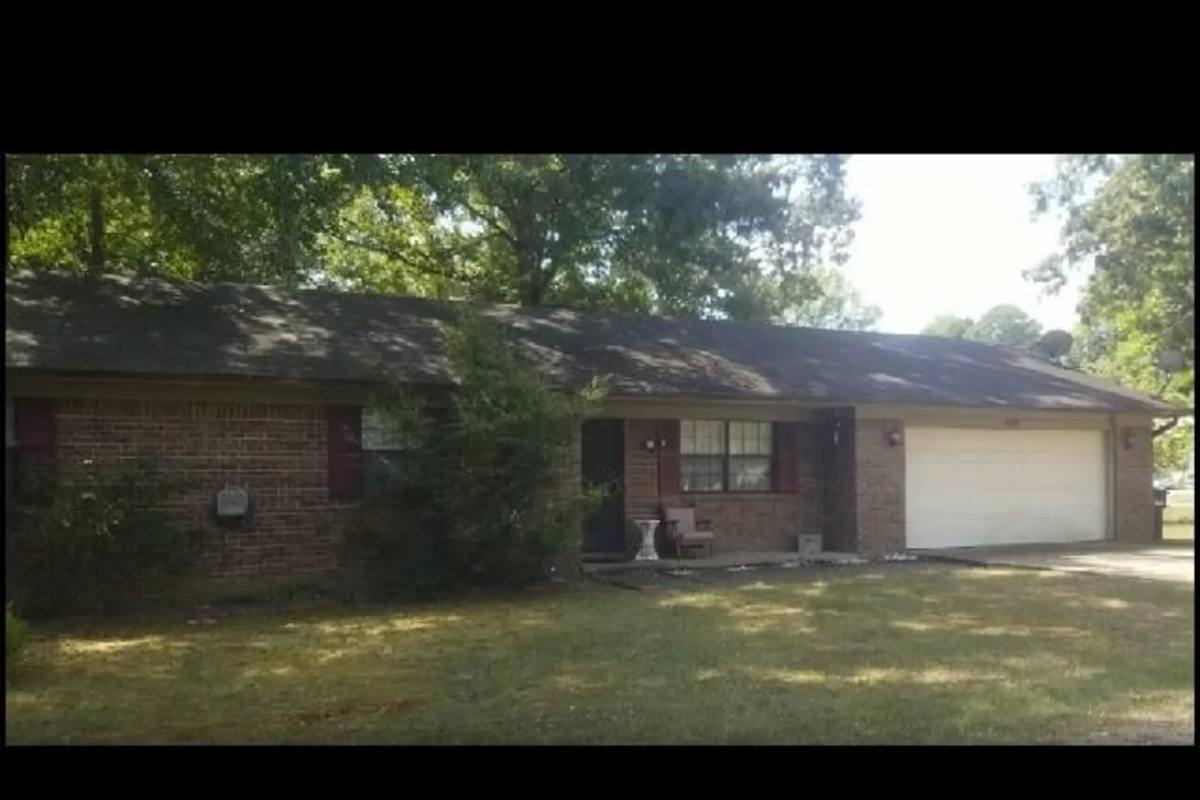 House for rent at 400 Maxine Ave, Sherwood, AR 72120