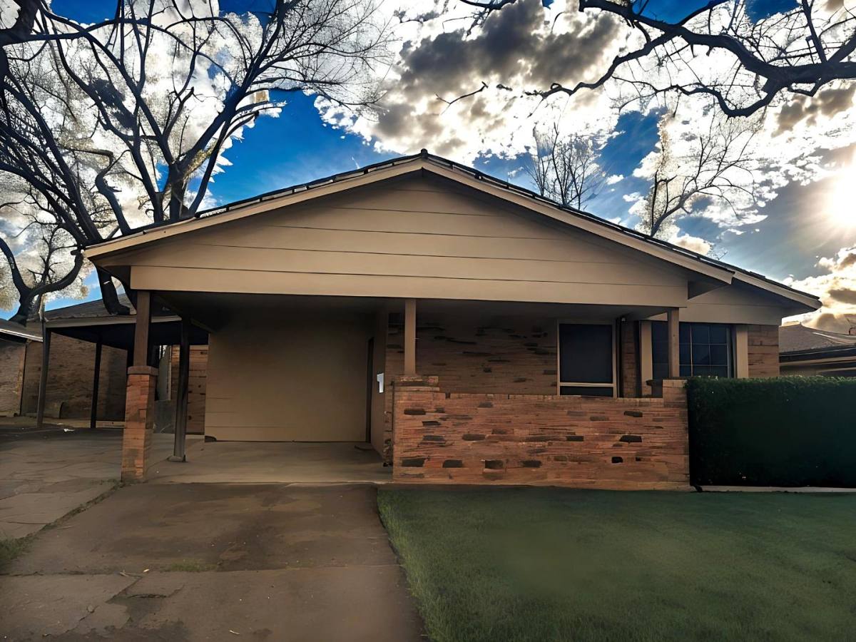 House for rent at 620 E 84th St, Shreveport, LA 71106