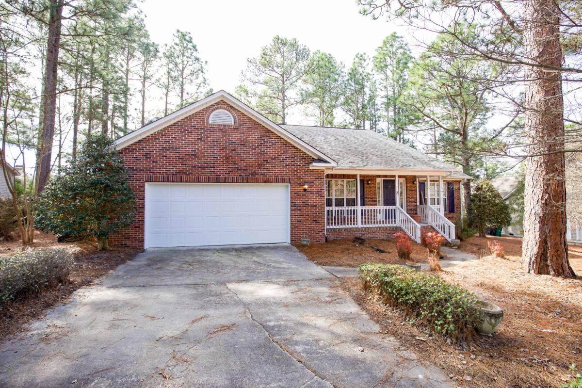 House for rent at 8 Moore Dr, Pinehurst, NC 28374