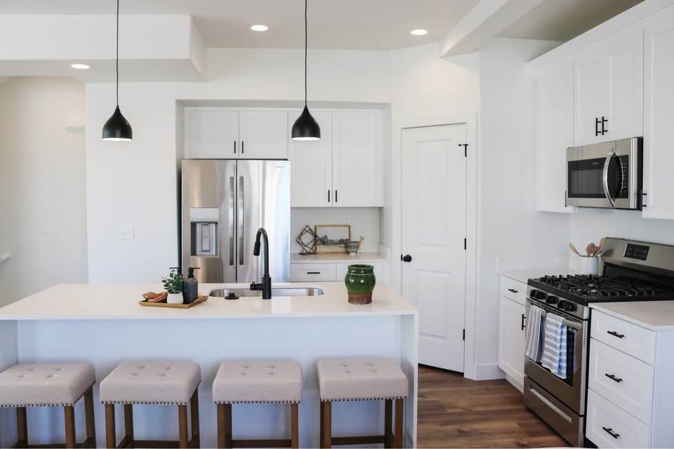 Townhouse for rent at 1772 N 510 W, Salem, UT 84653