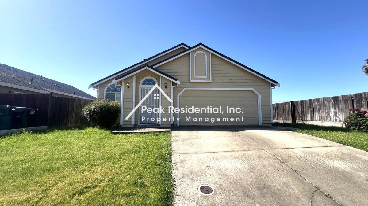 House for rent at 8274 Golden Park Court, Sacramento, CA 95828