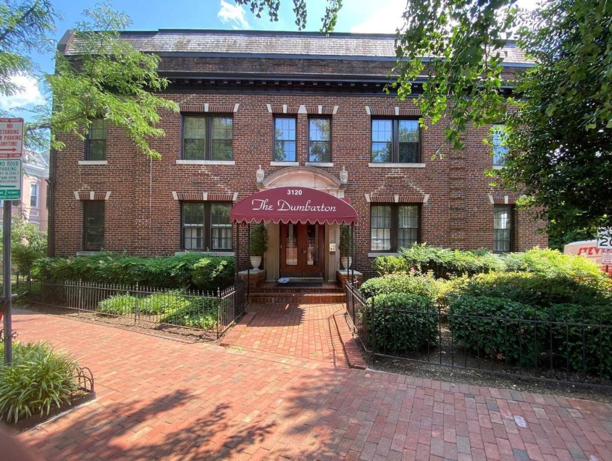 Apartment for rent at 3120 R St NW, Washington, DC 20007