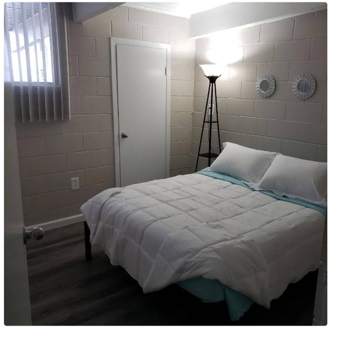 Apartment for rent at 3478 Paradise Rd, Las Vegas, NV 89169