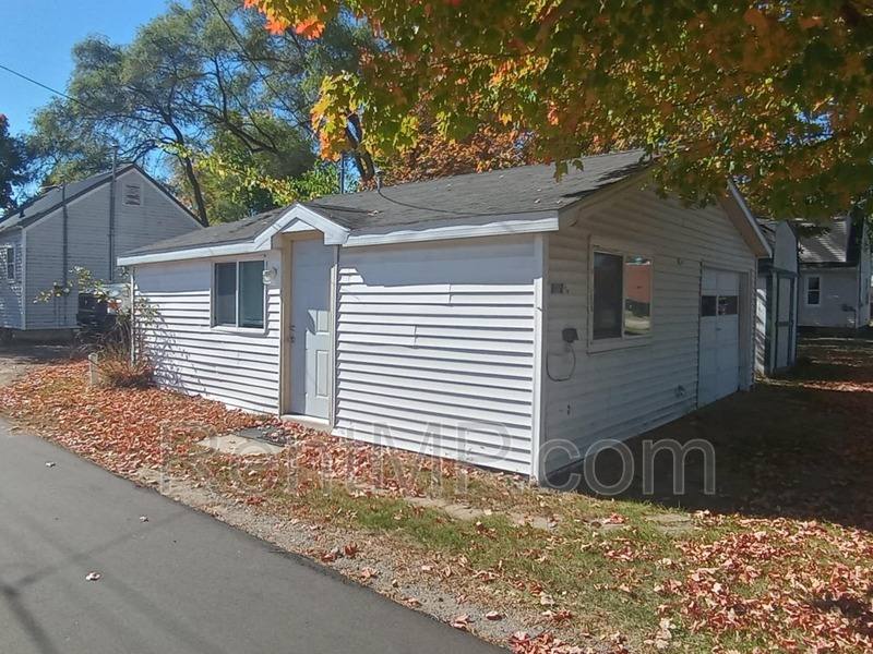 House for rent at 612 1 2 N Arnold St, Mount Pleasant, MI 48858