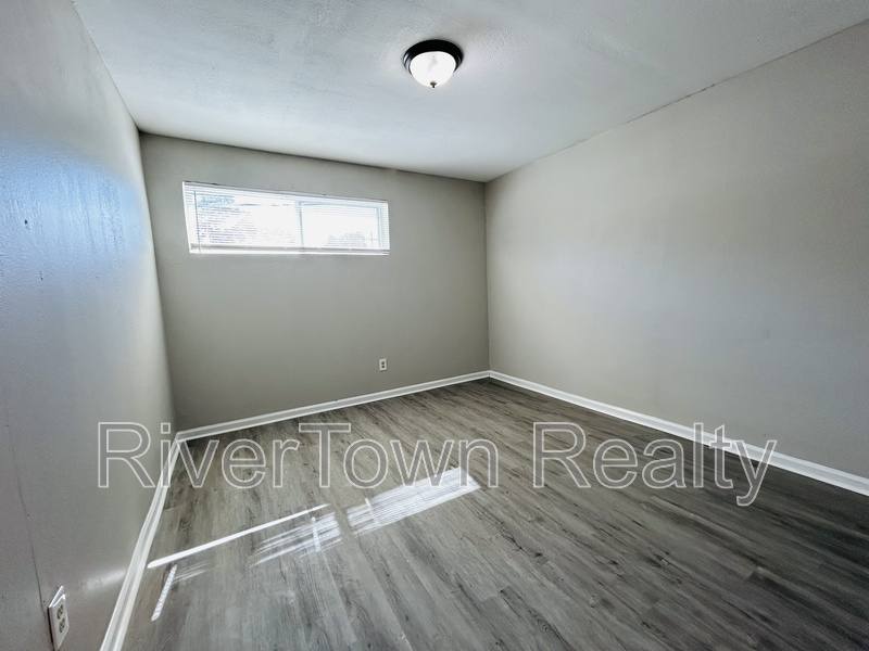 Apartment for rent at 4029 Berkshire Ave, Memphis, TN 38108