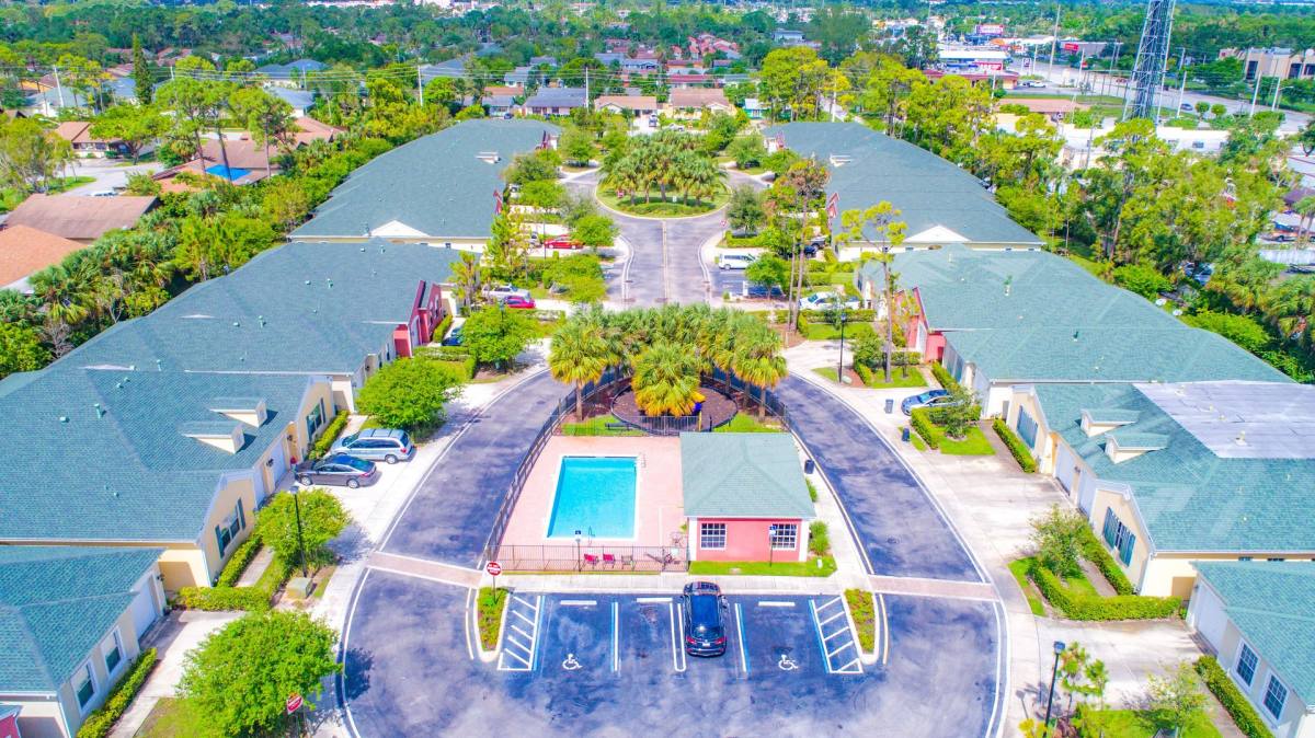 Apartment for rent at 4329 Coquina Winds Way, Lake Worth, FL 33463