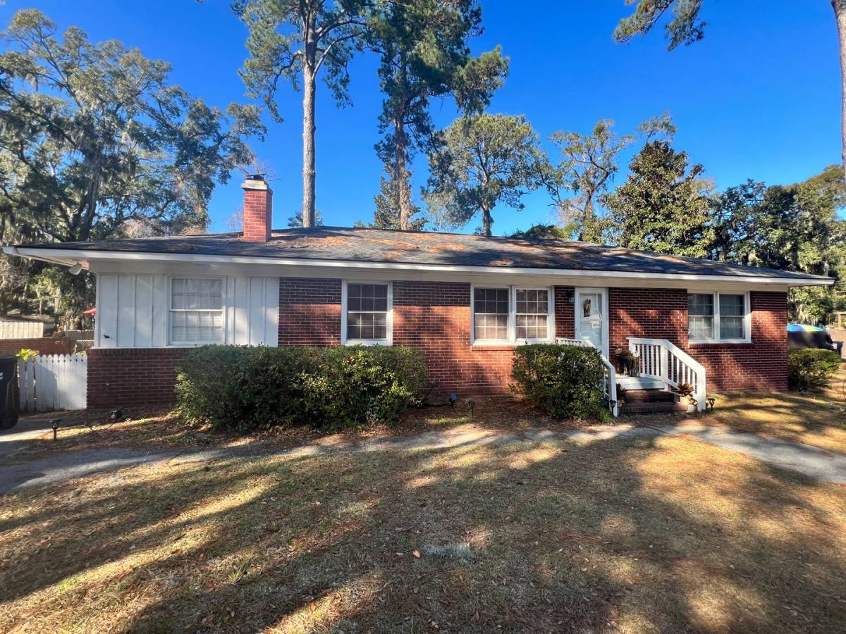 House for rent at 3007 Hickory St, Beaufort, SC 29906