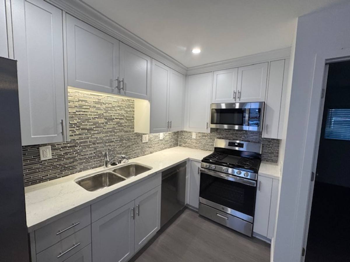 Apartment for rent at 1822 3rd Ave, San Diego, CA 92101