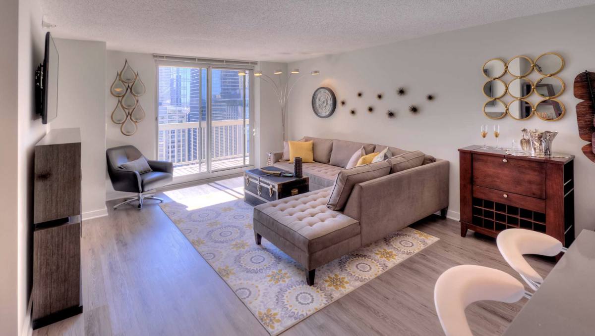 Apartment for rent at 544 N State St, Chicago, IL 60654