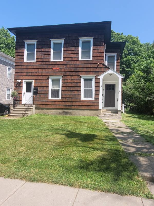 Apartment for rent at 32 Cliff St, Oneonta, NY 13820