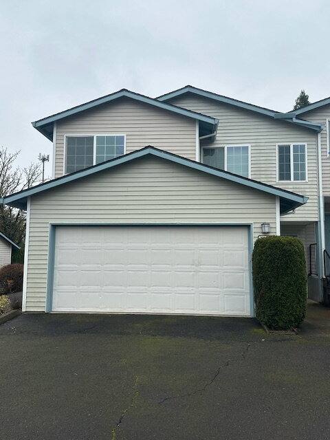 Apartment for rent at 3040 SW Corbeth Lane, Troutdale, OR 97060