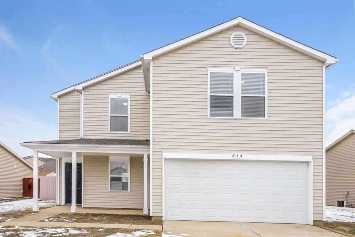House for rent at 614 Streamside Dr, Greenfield, IN 46140
