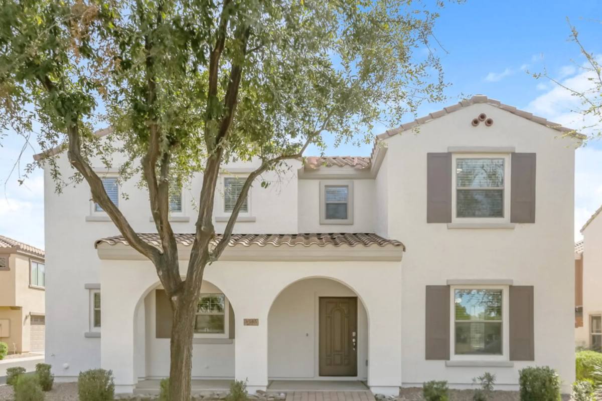 House for rent at 3345 E Loma Vista St, Gilbert, AZ 85295