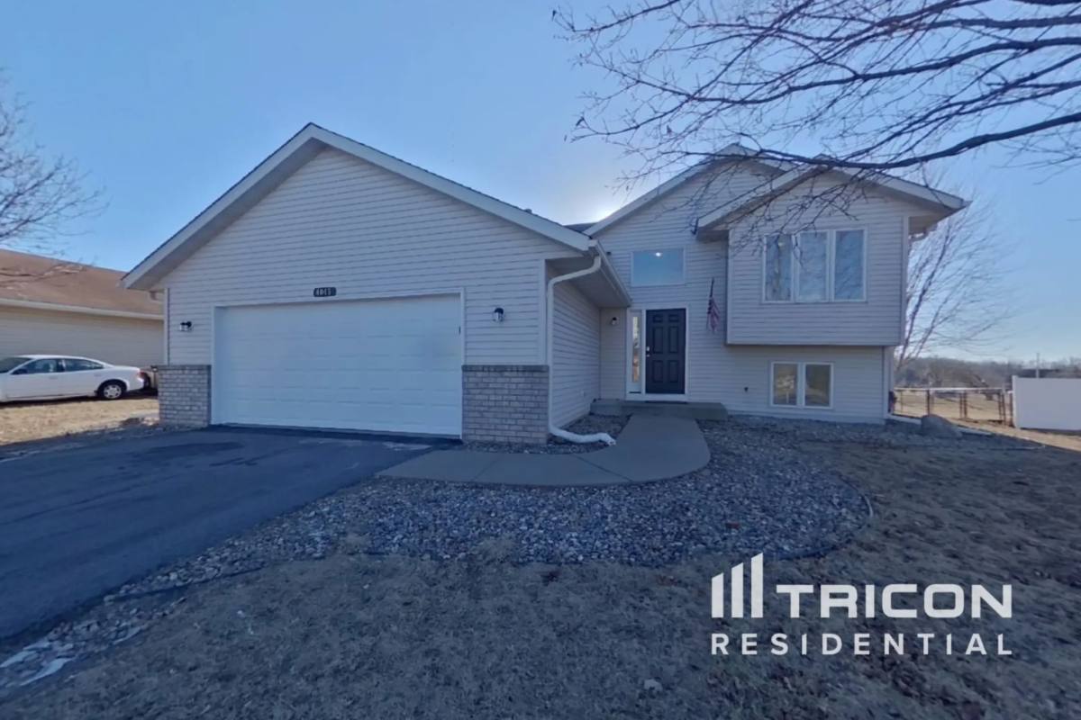 House for rent at 4045 Willowwood St SE, Prior Lake, MN 55372