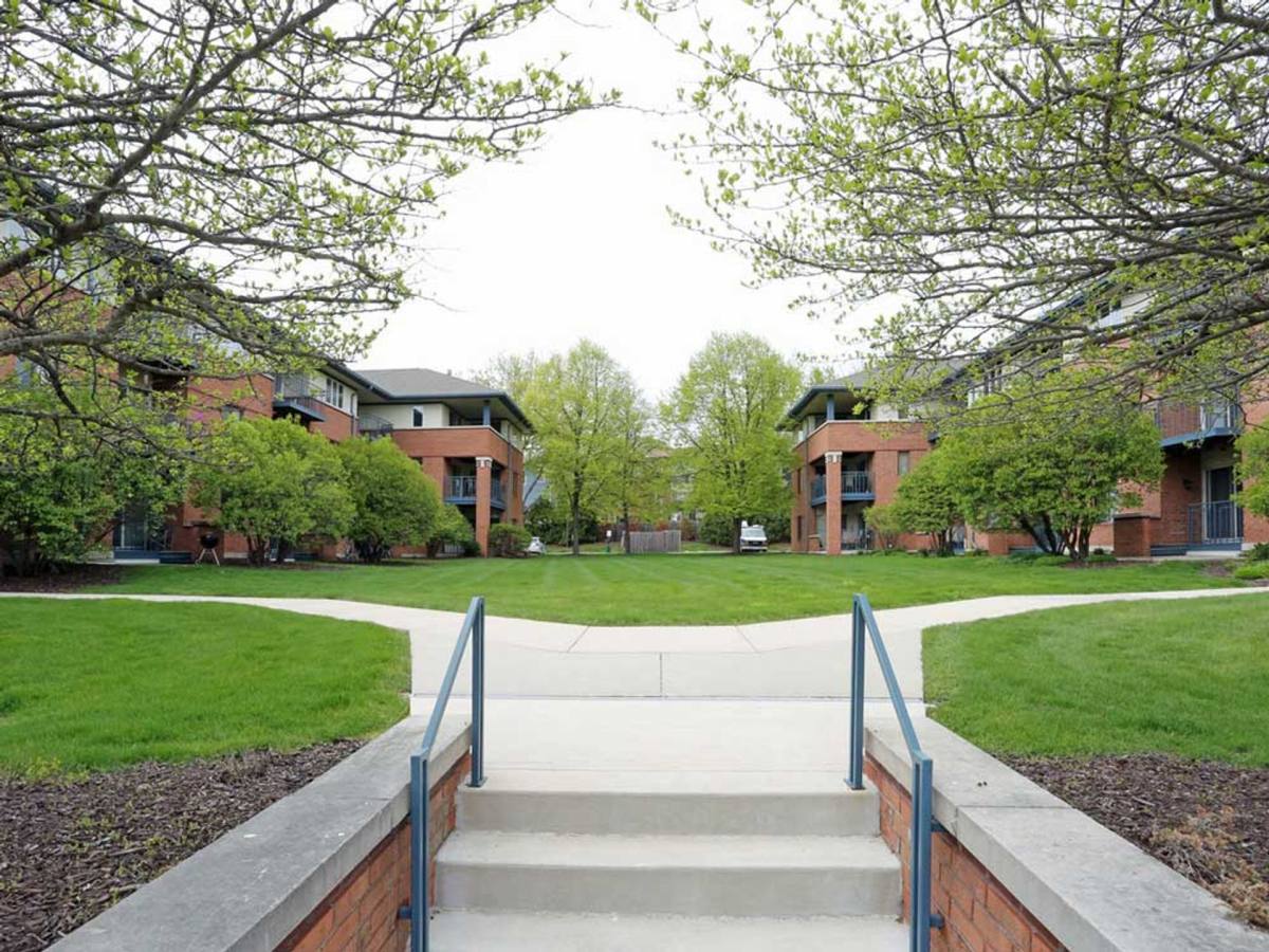 Apartment for rent at 806 Riverwalk Dr, Waukesha, WI 53188