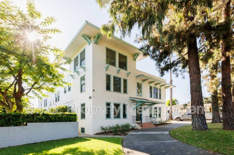 Apartment for rent at 2191 El Sereno Ave #12, Altadena, CA 91001