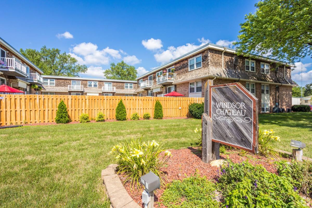 Apartment for rent at 1250 73rd St, Windsor Heights, IA 50324