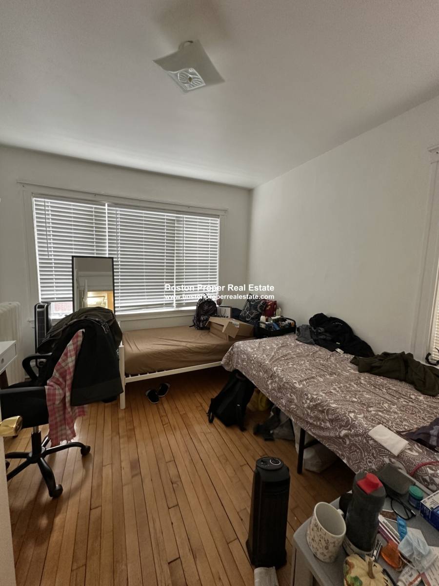 Apartment for rent at 16 Westland Ave #309, Boston, MA 02115