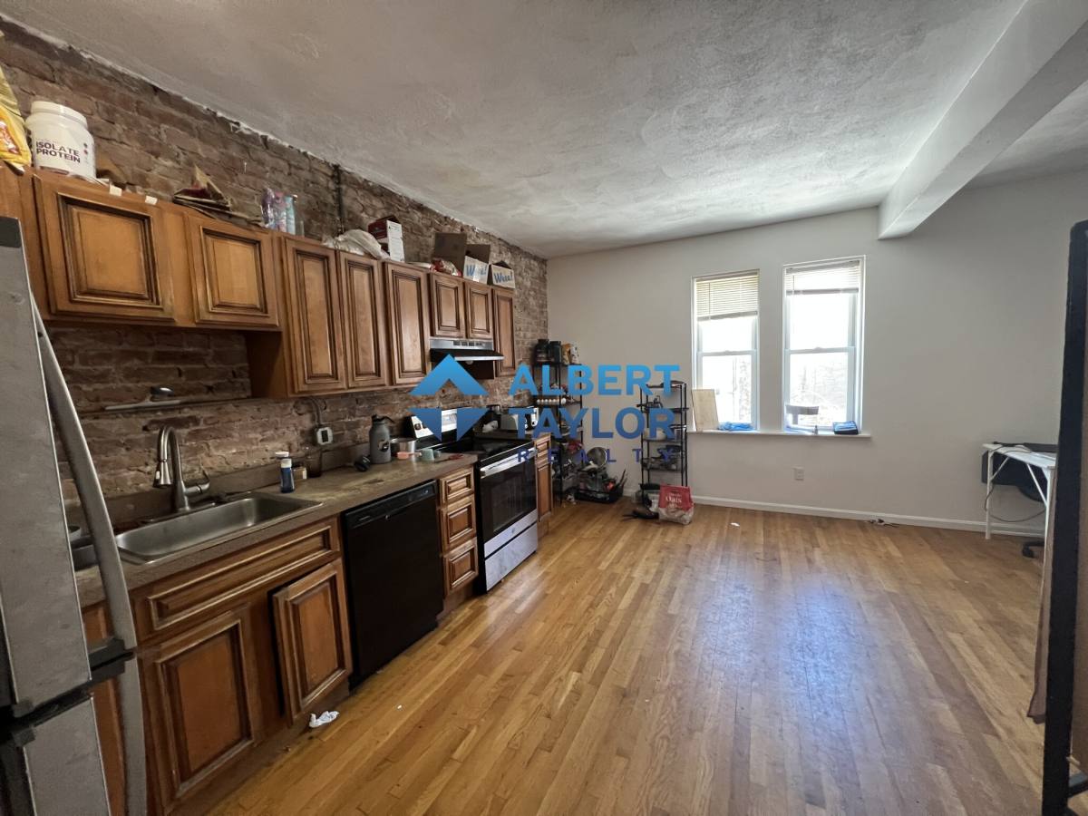 Apartment for rent at 63 S Huntington Ave #2, Jamaica Plain, MA 02130