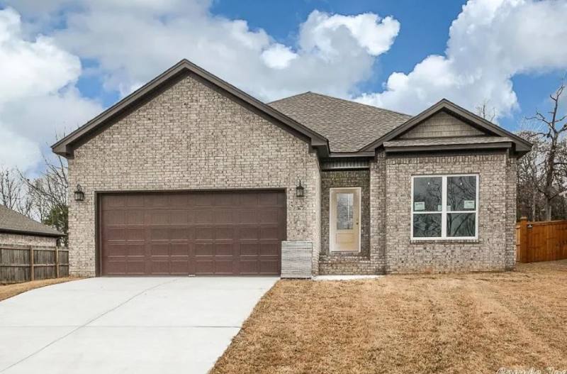 House for rent at 893 Millers Glen Dr, Sherwood, AR 72120