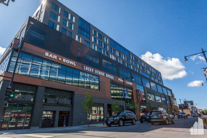Apartment for rent at 1025 W Addison St #832, Chicago, IL 60613