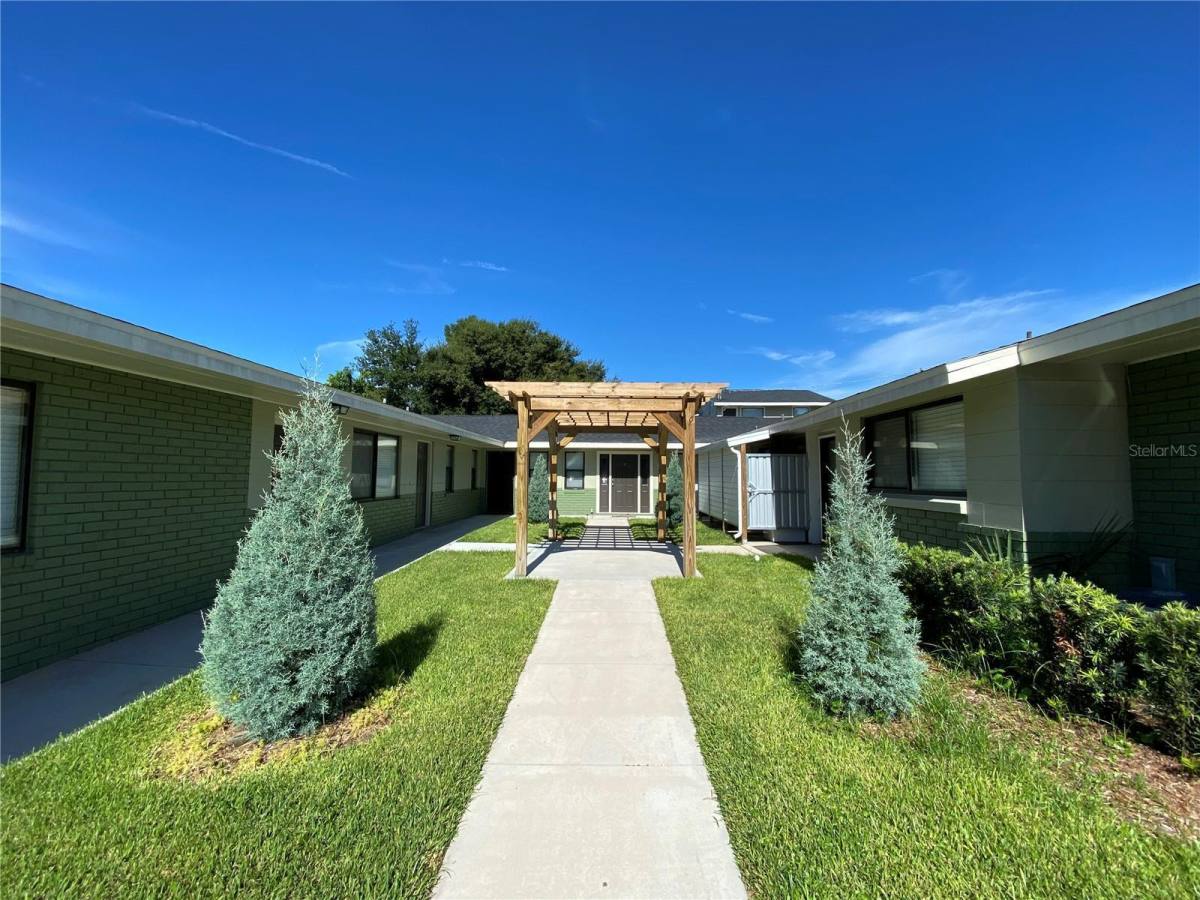 House for rent at Terrace Gardens, 1800 3rd Court SE, Winter Haven, FL 33880