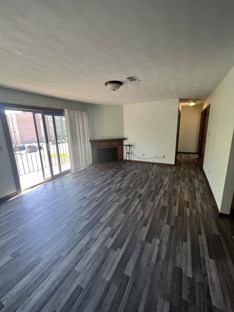 Apartment for rent at 2500 & 2504 26th Ave Court #23, Rock Island, IL 61201