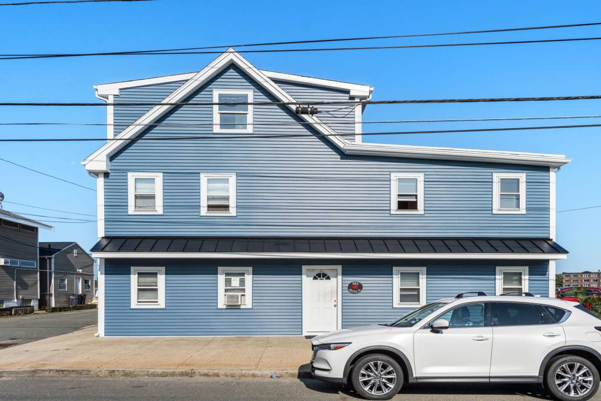 Apartment for rent at 585 Shirley St, Winthrop, MA 02152