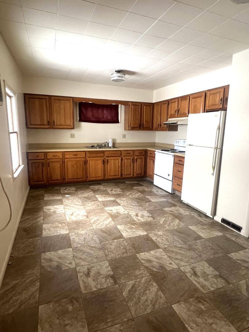 Apartment for rent at 167 N St, New Martinsville, WV 26155
