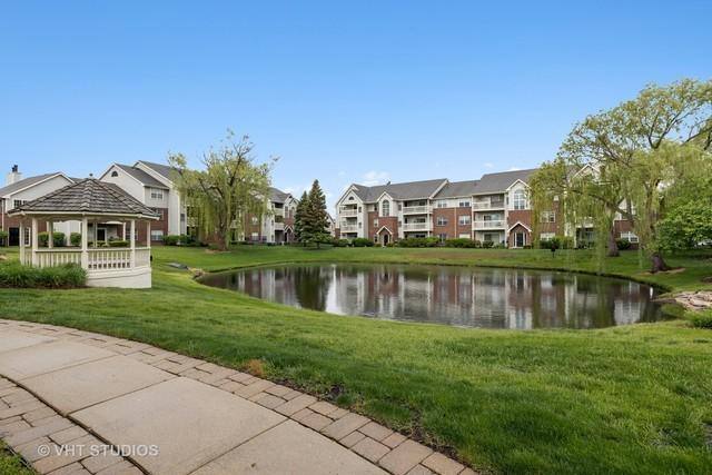Apartment for rent at 63 Kensington Circle #309, Wheaton, IL 60189