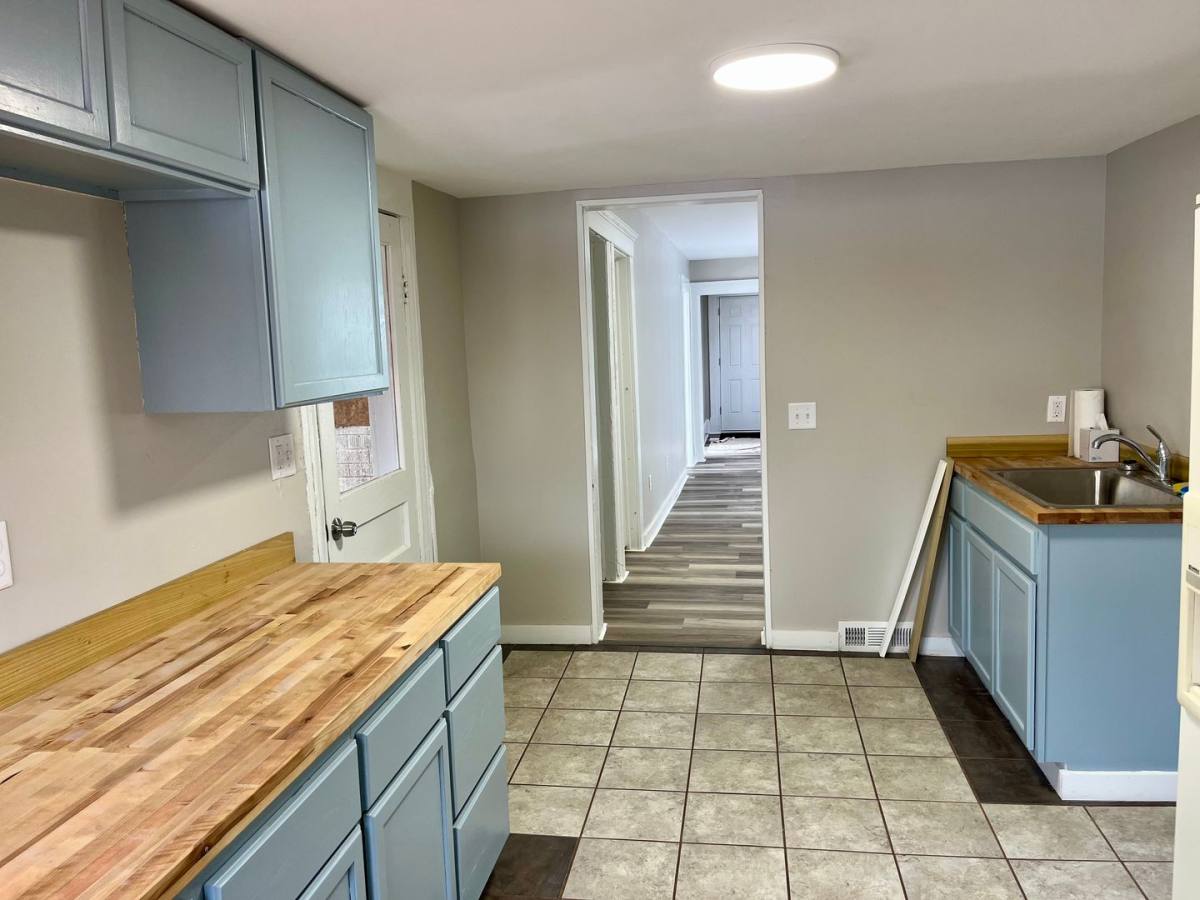 House for rent at 307 N Park Ave, Jackson, MI 49201