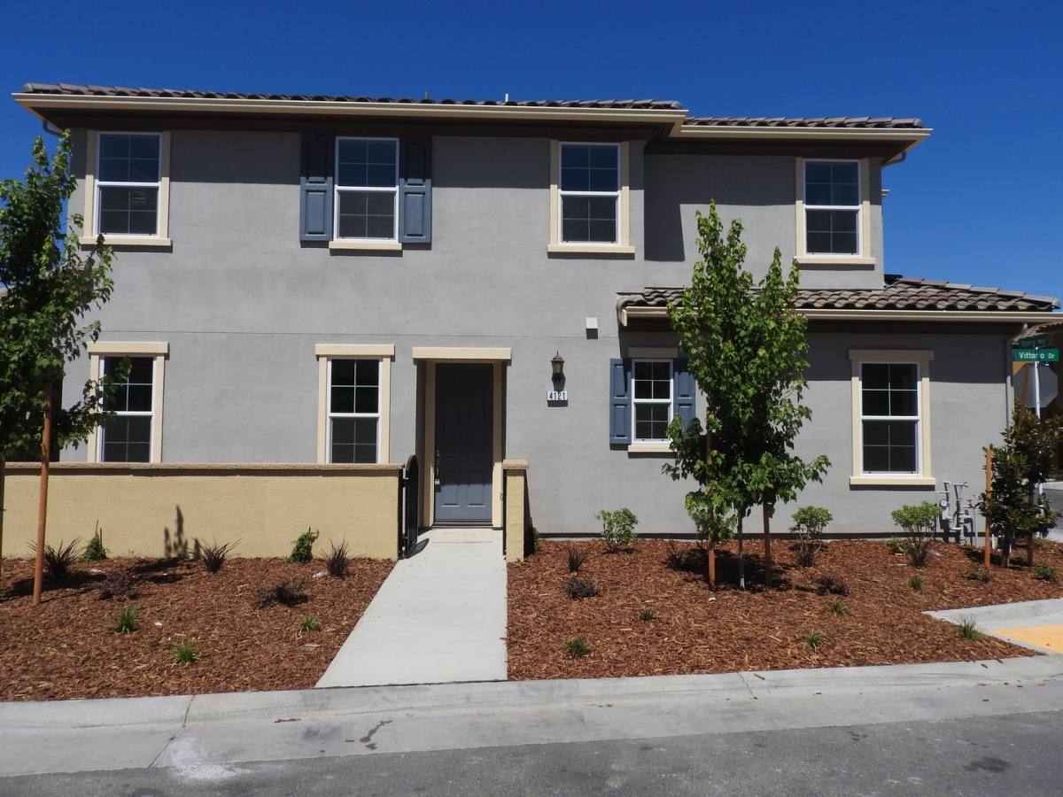 House for rent at 4121 Vittorio Dr, Roseville, CA 95661