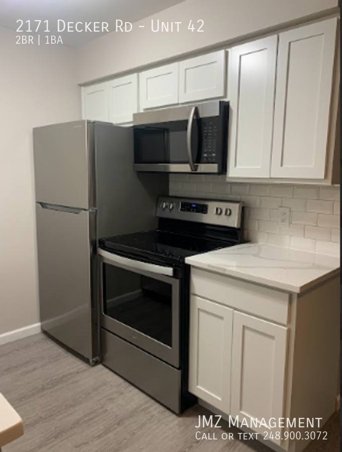 Apartment for rent at 2171 Decker Rd #42, Walled Lake, MI 48390