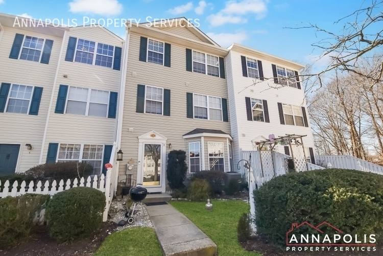 Townhouse for rent at 30B Ironstone Court, Annapolis, MD 21403