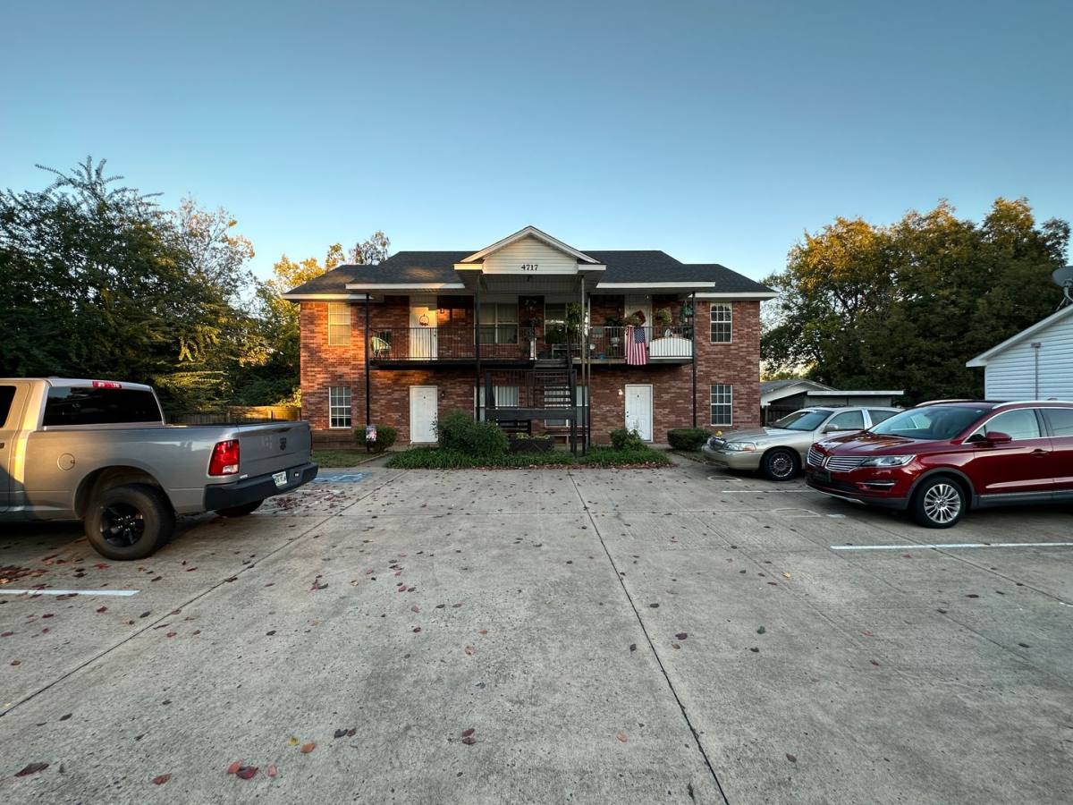 Apartment for rent at 4717 S29th St, Fort Smith, AR 72901