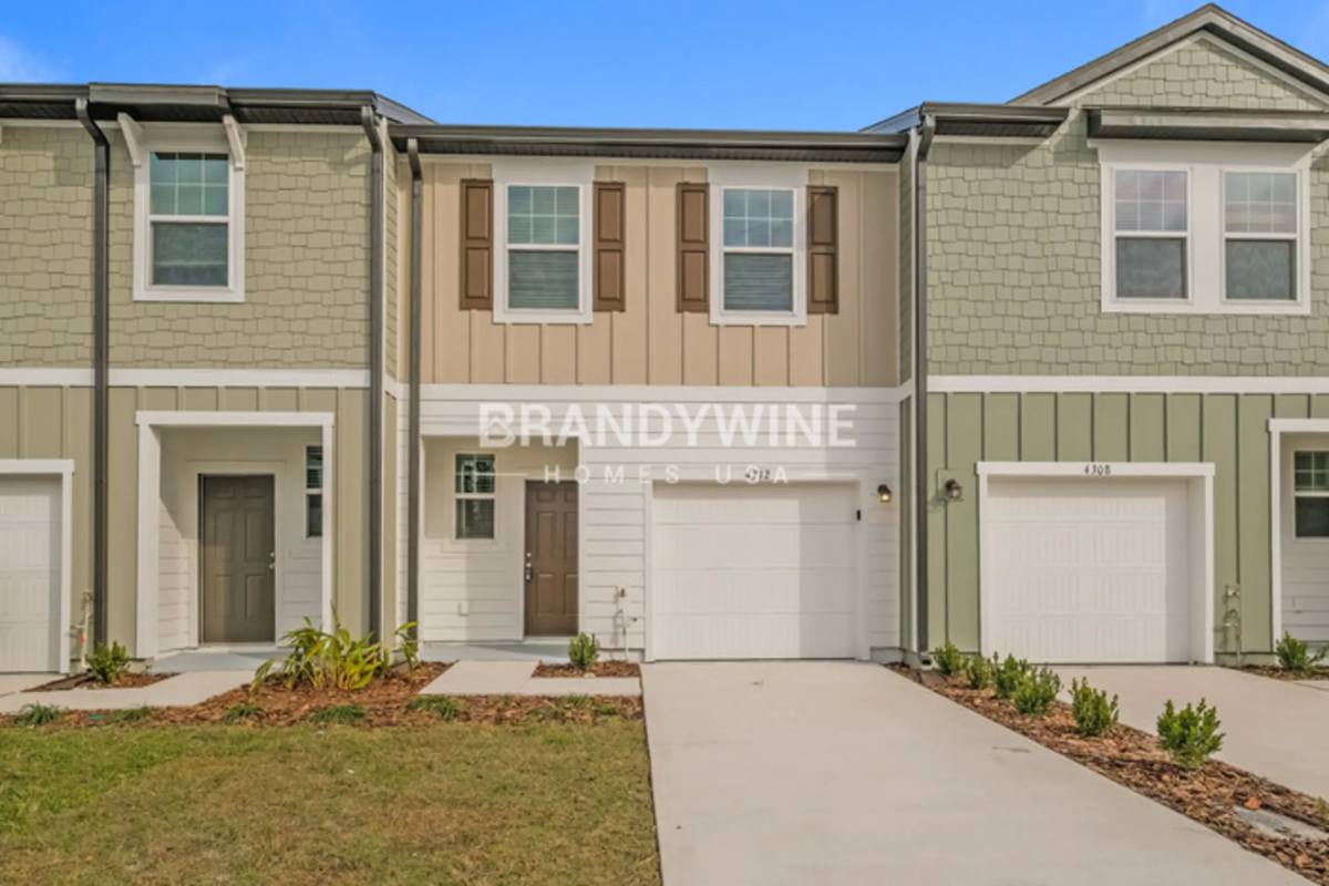 Townhouse for rent at 4312 Banjo Lake Rd, Land O Lakes, FL 34639