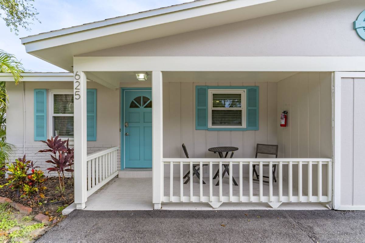 Apartment for rent at 623 Lyndhurst St #623, Dunedin, FL 34698